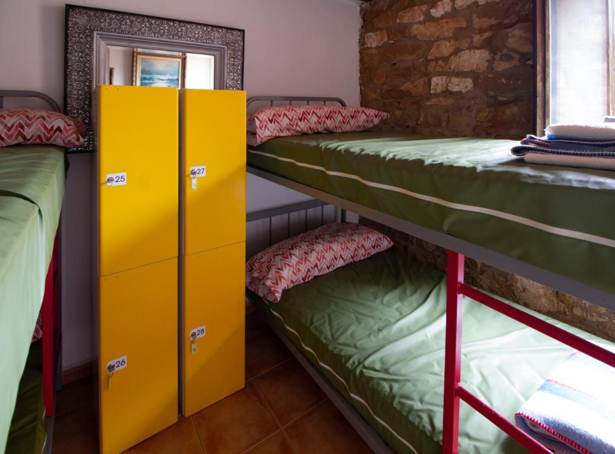 La Pata De Oca Hostal Rural Y Albergue Torres del Rio Exteriör bild